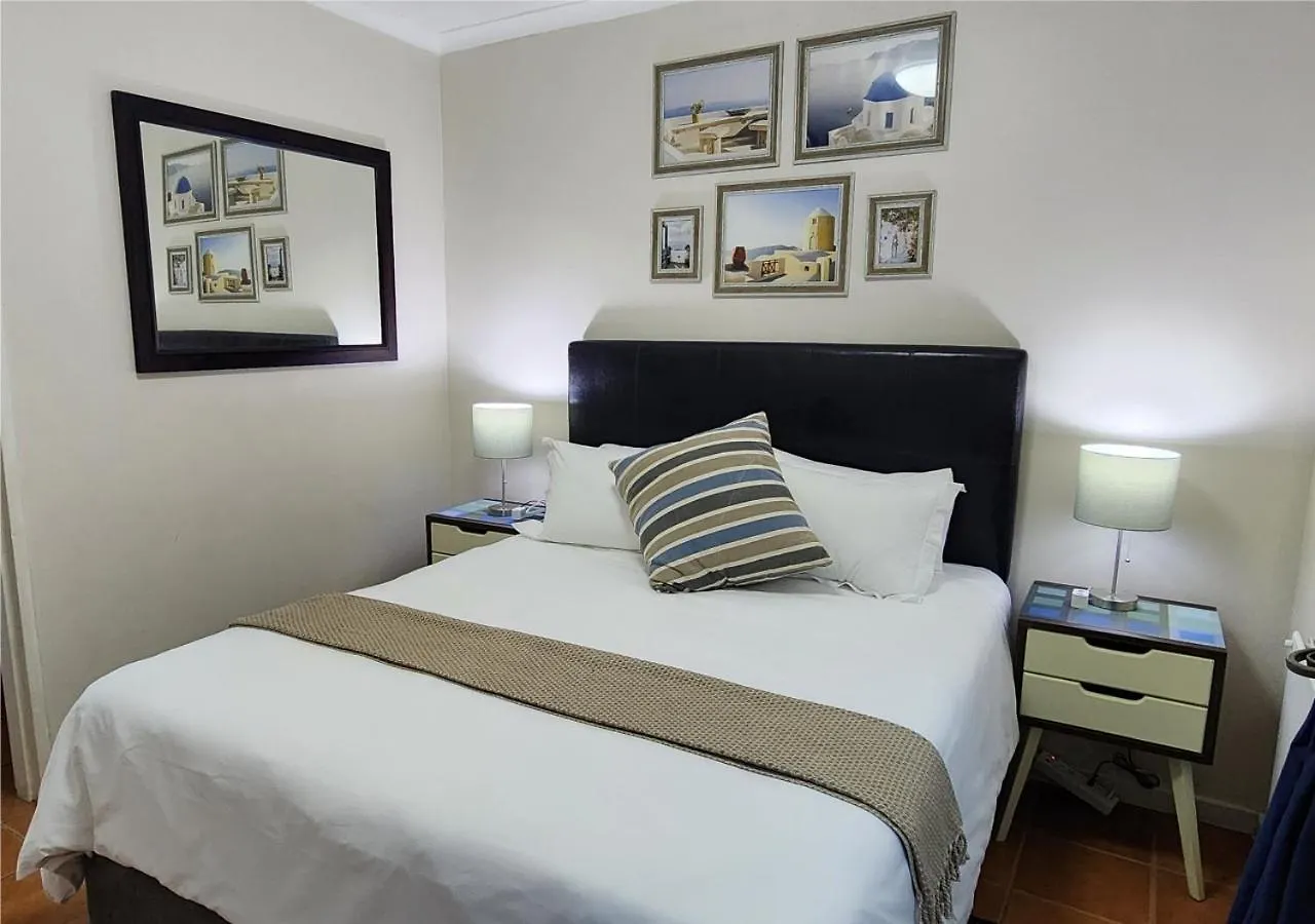 Little Greece Hotel Cape Town Guest house